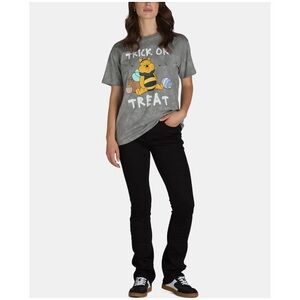 WINNIE THE POOH BEE TRICK OR TREAT T-SHIRT